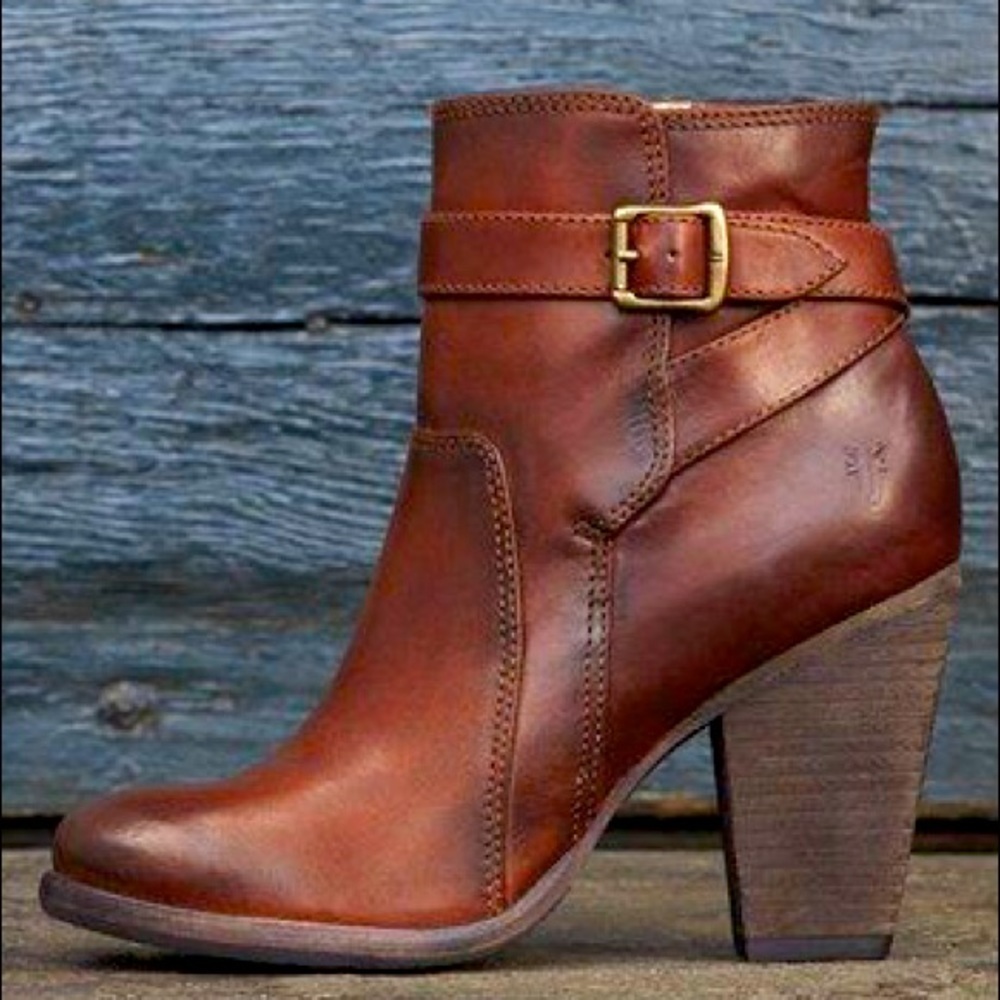 Frye Pattie Cognac Leather Belt Cute Ankle Booties - Picture 7 of 15